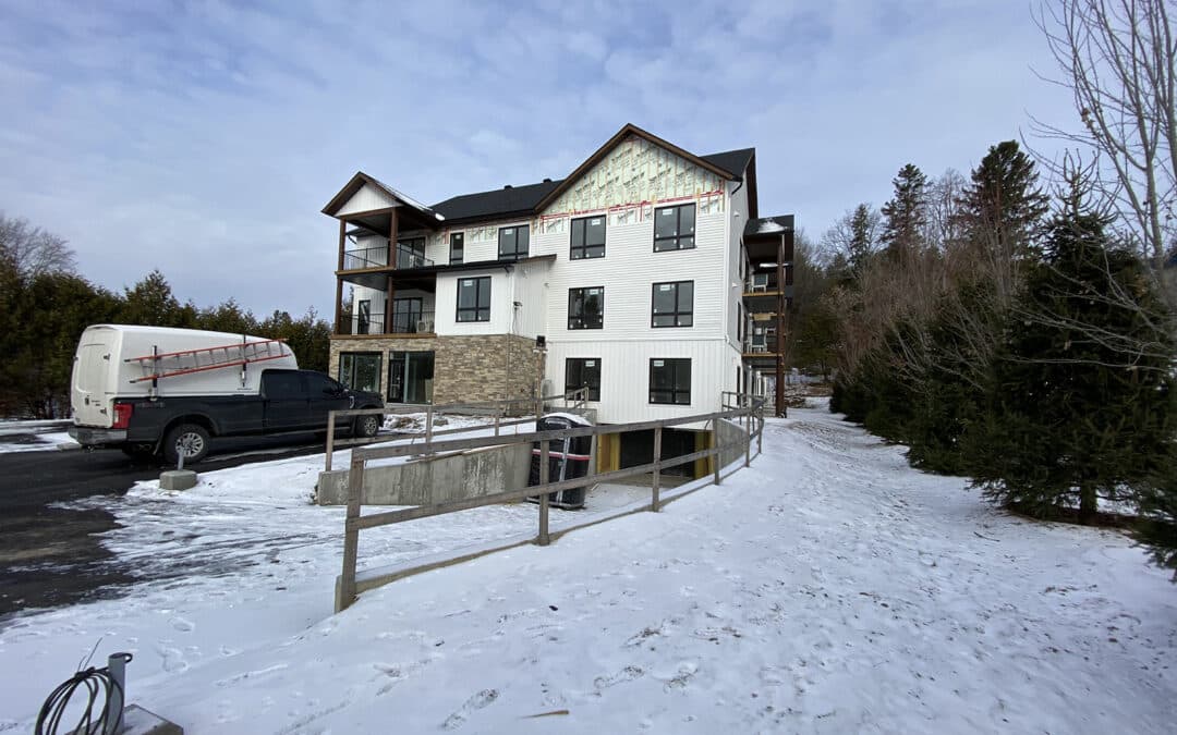 Bâtiment de 16 condos